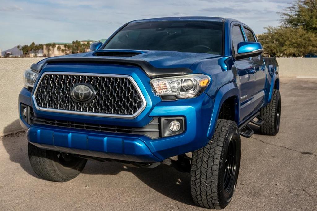 Toyota Tacoma's photo