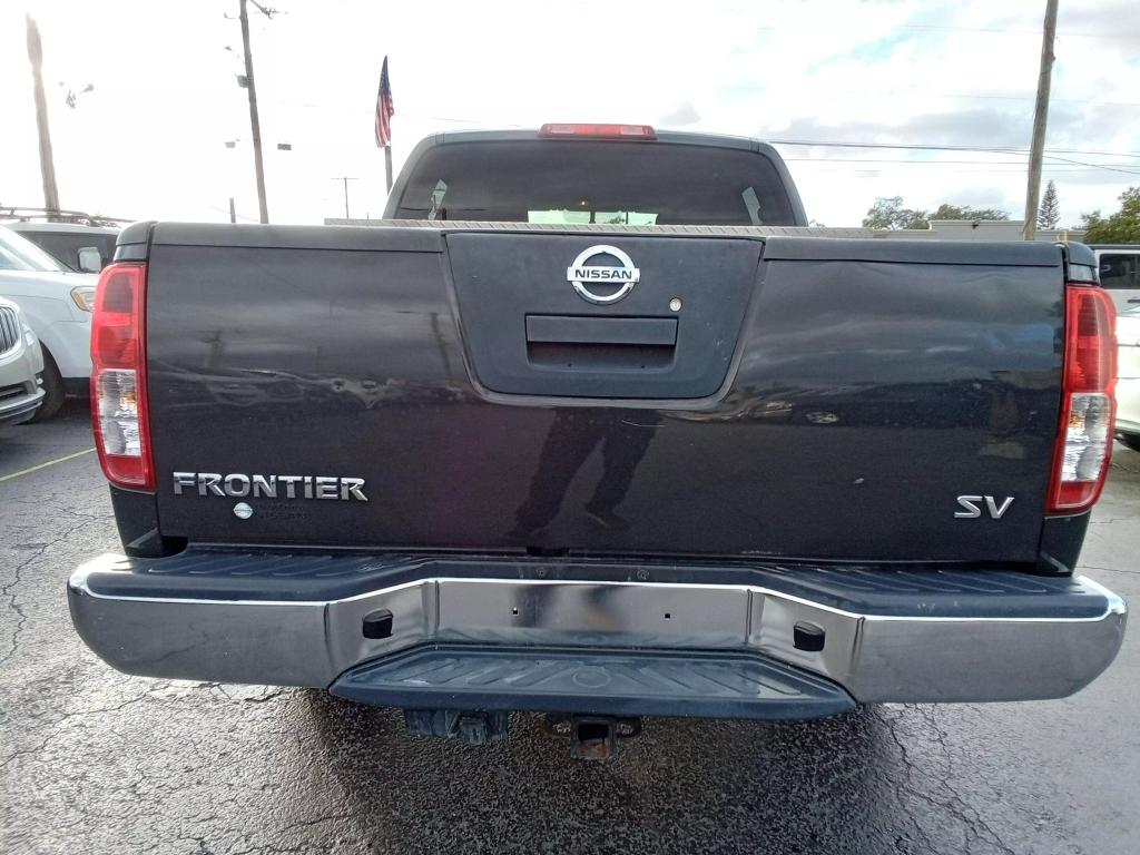 2012 Nissan Frontier S photo 6