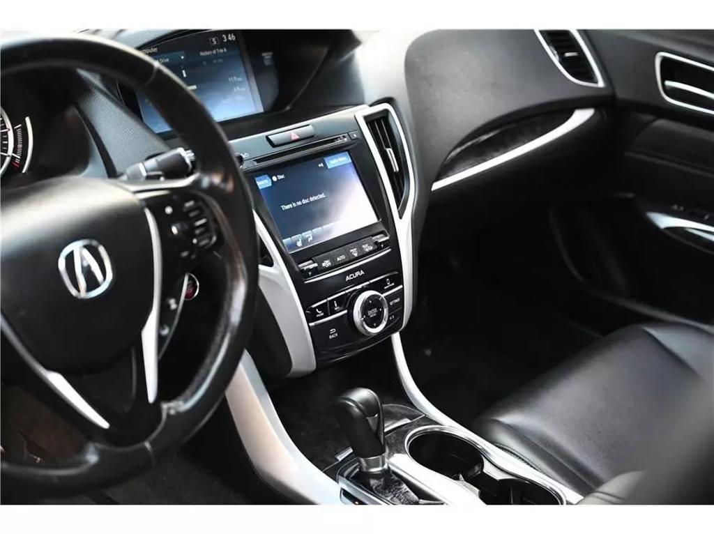 2018 Acura TLX Base photo 24