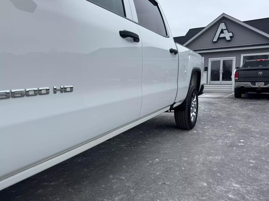 2019 GMC Sierra 3500HD Base photo 21