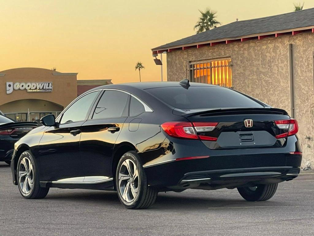 2018 Honda Accord EX-L photo 4