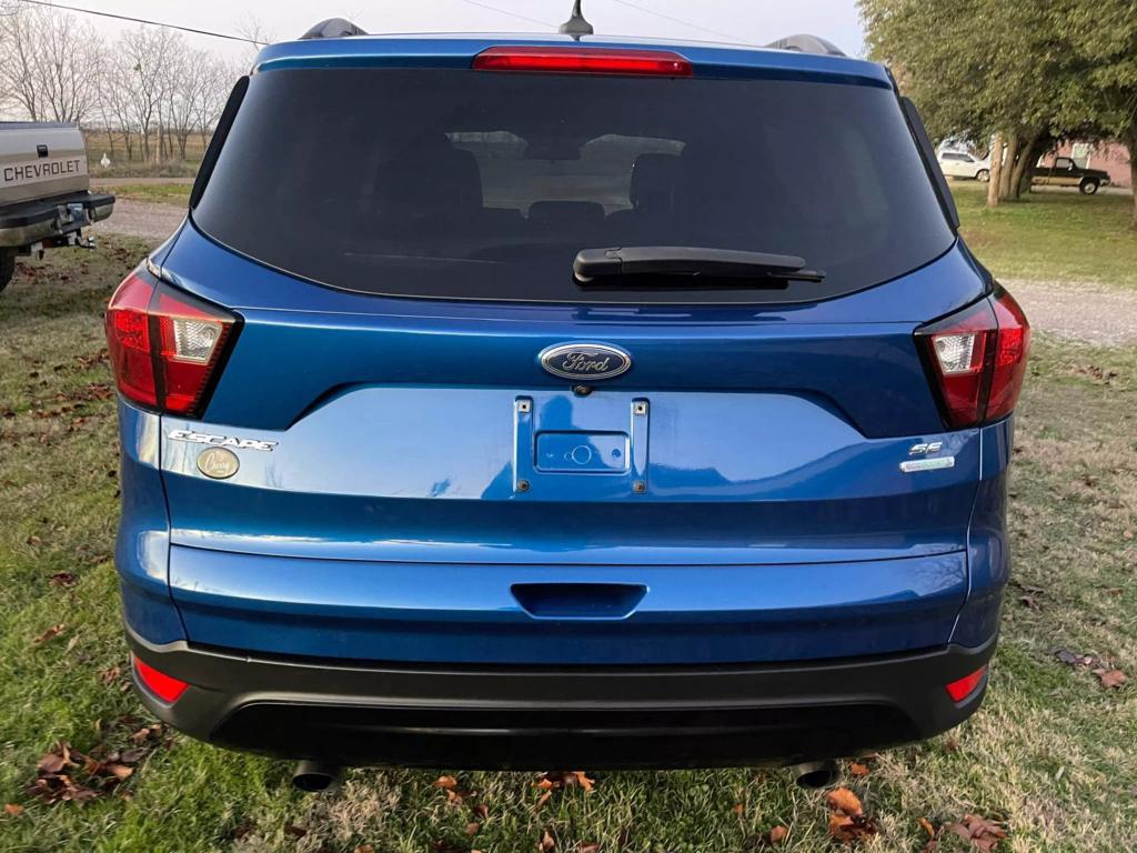 2019 Ford Escape SE photo 5