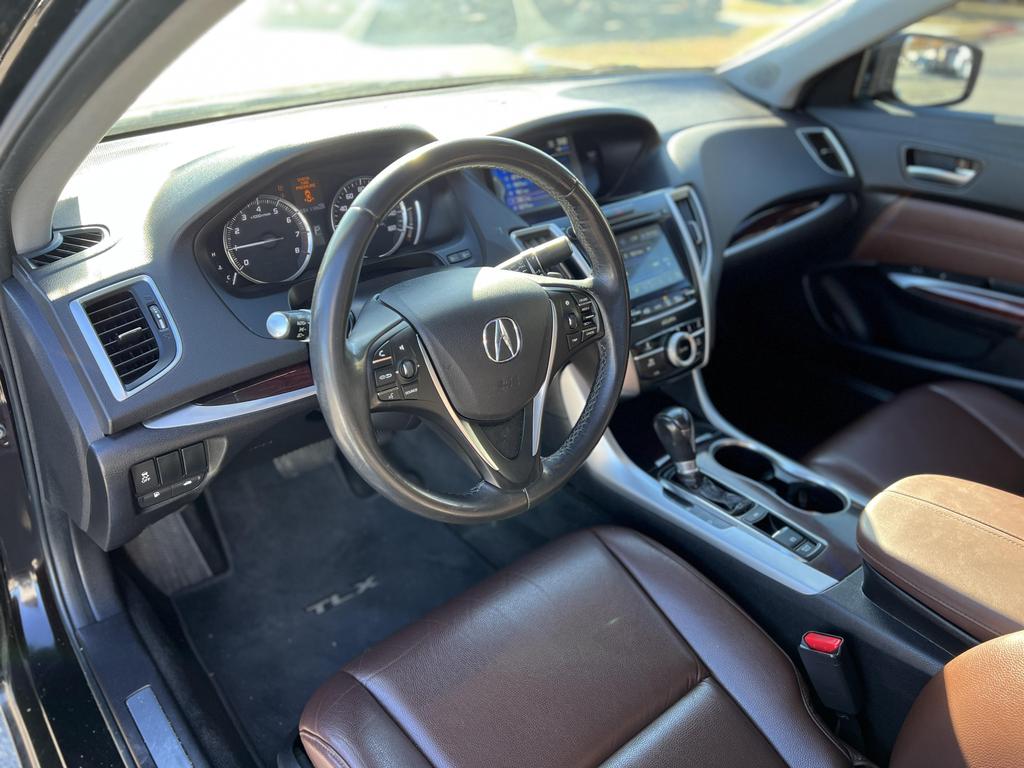 2015 Acura TLX Base photo 17