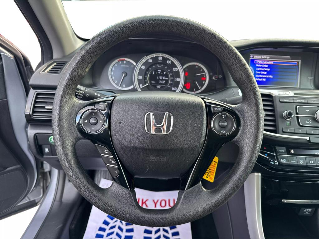 2016 Honda Accord LX photo 19