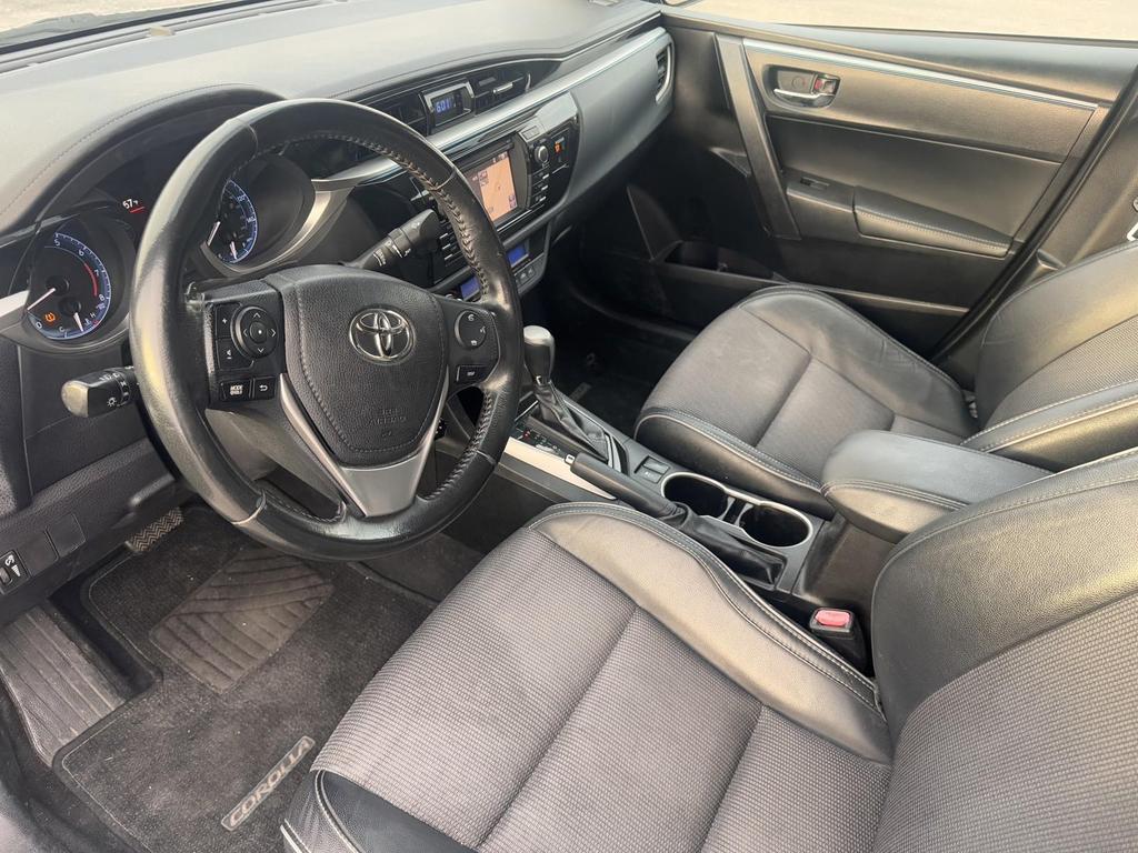 2015 Toyota Corolla L photo 8