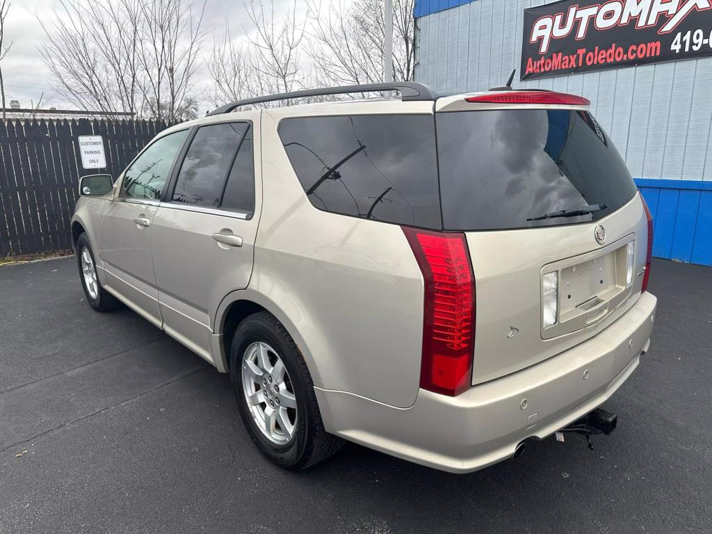 2008 Cadillac SRX Base photo 7