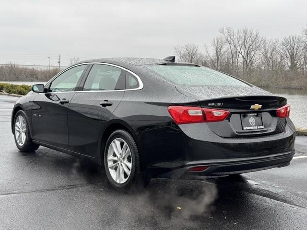 2016 Chevrolet Malibu 1LT photo 57