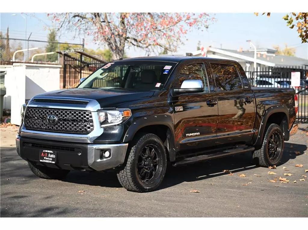 2015 Toyota Tundra Limited photo 3