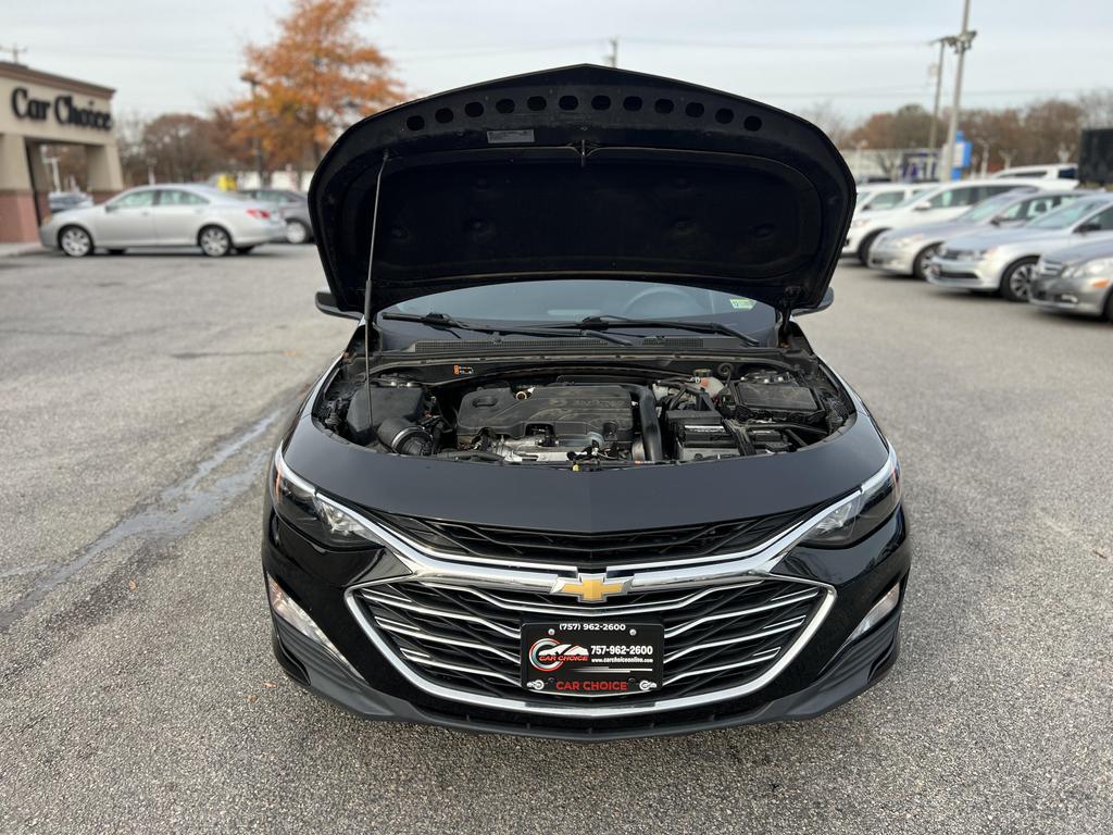 2021 Chevrolet Malibu 1LT photo 13