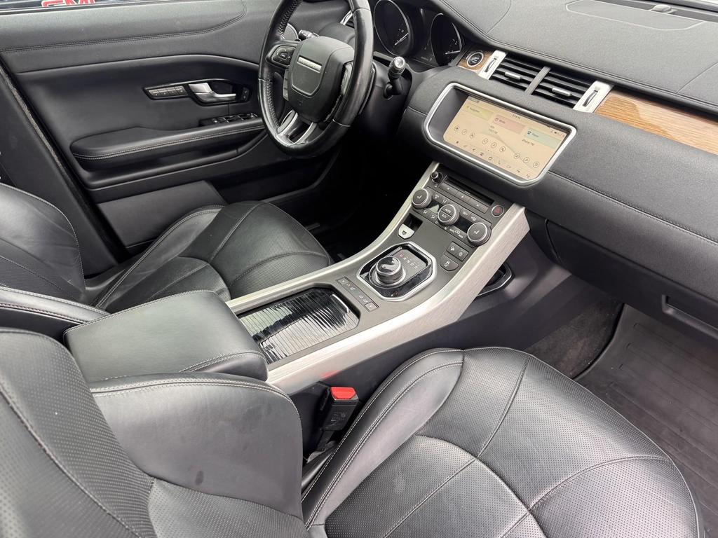 2018 Land Rover Range Rover Evoque HSE photo 13