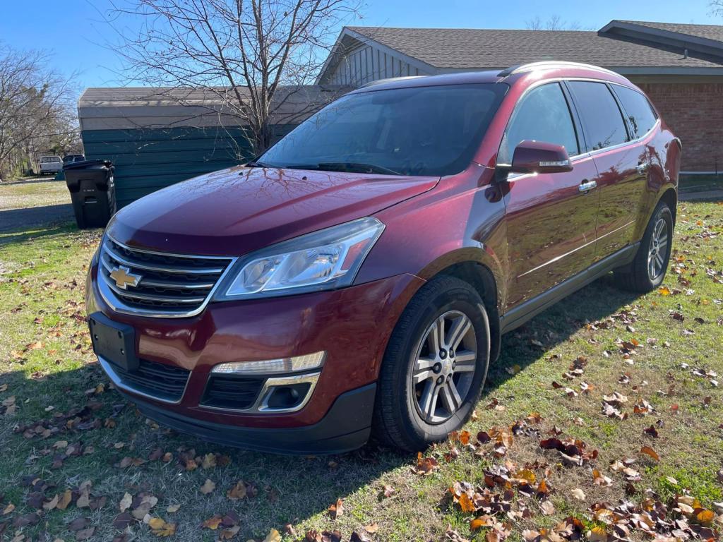 2016 Chevrolet Traverse 1LT photo 3