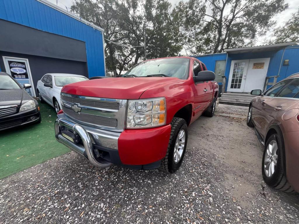 2007 Chevrolet Silverado 1500 null photo 2