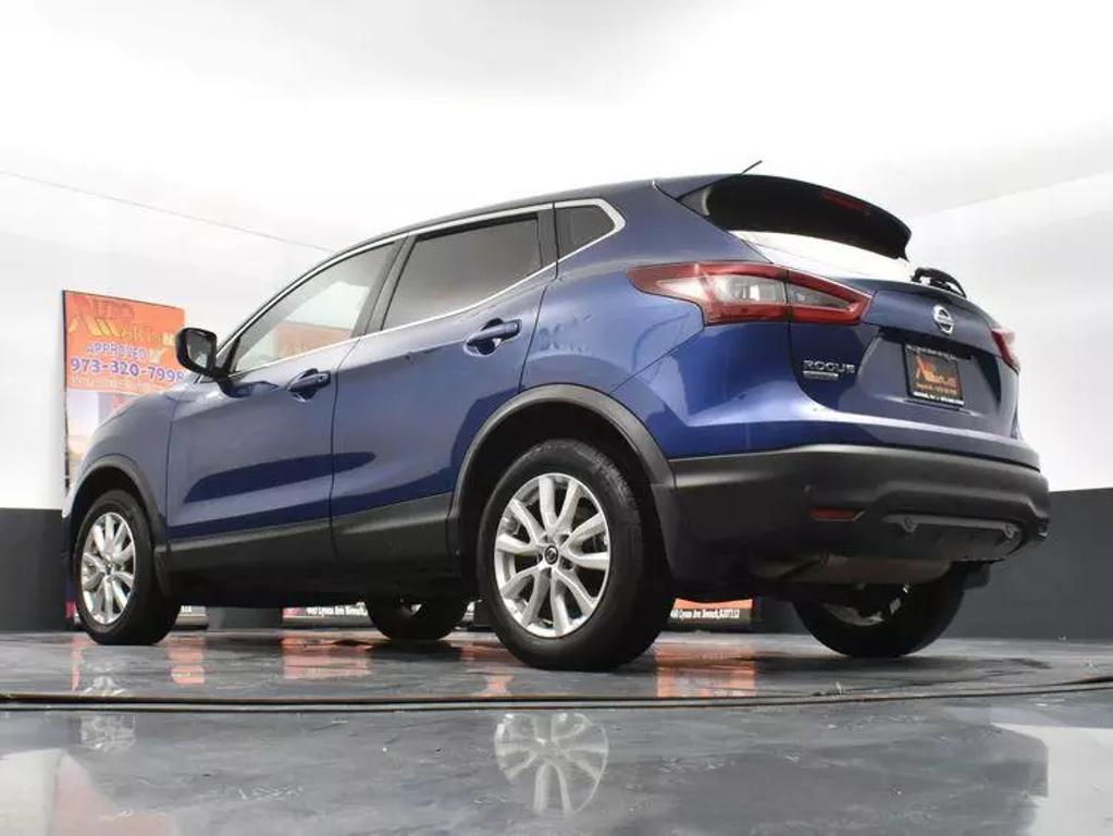 2021 Nissan Rogue Sport S photo 12