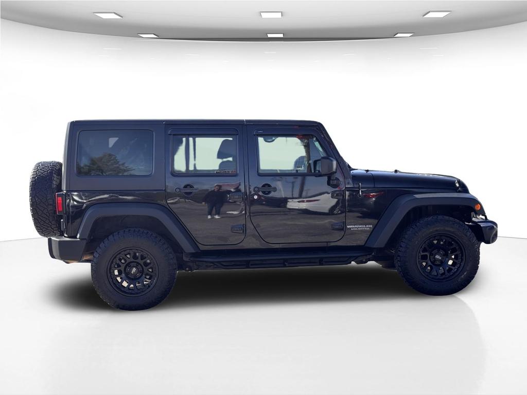 2015 Jeep Wrangler Unlimited Sport photo 3