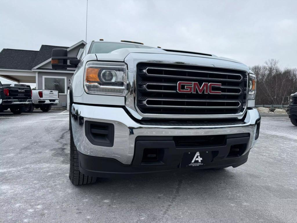 2019 GMC Sierra 3500HD Base photo 9