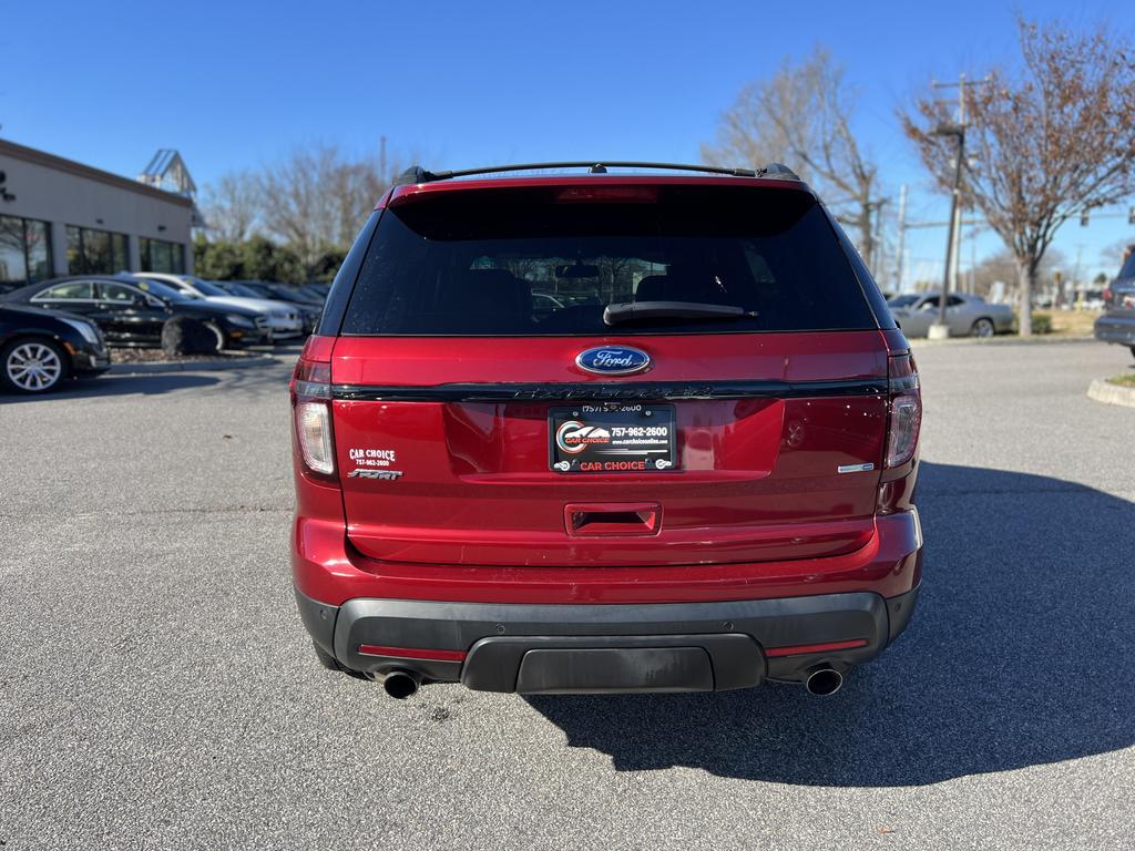 2015 Ford Explorer Sport photo 8