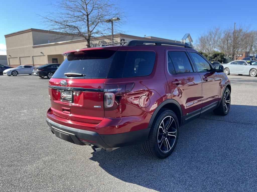 2015 Ford Explorer Sport photo 7