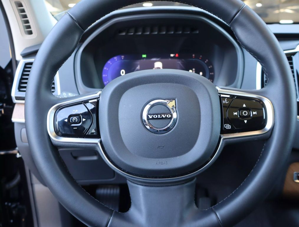 2024 VOLVO XC90 SUV 4-CYL, DRIVE-E, TURBO, SUPERCHARGED, 2.0 LITER B6 PLUS BRIGHT THEME SPORT UTILITY 4D