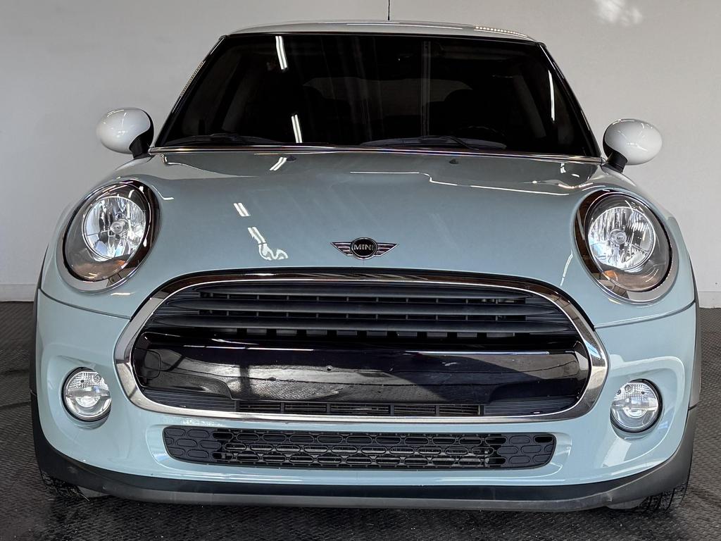 2018 MINI Cooper Base photo 3