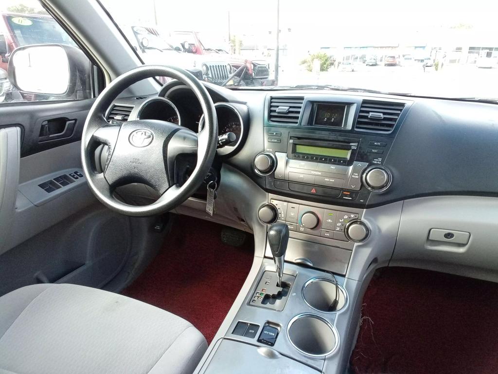 2008 Toyota Highlander Base photo 15