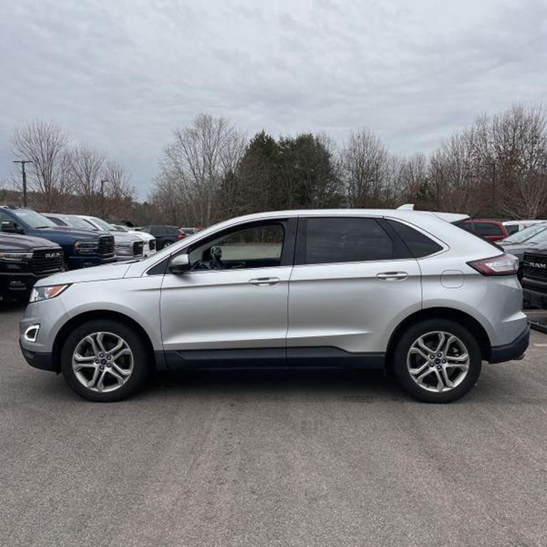 2018 Ford Edge Titanium photo 3