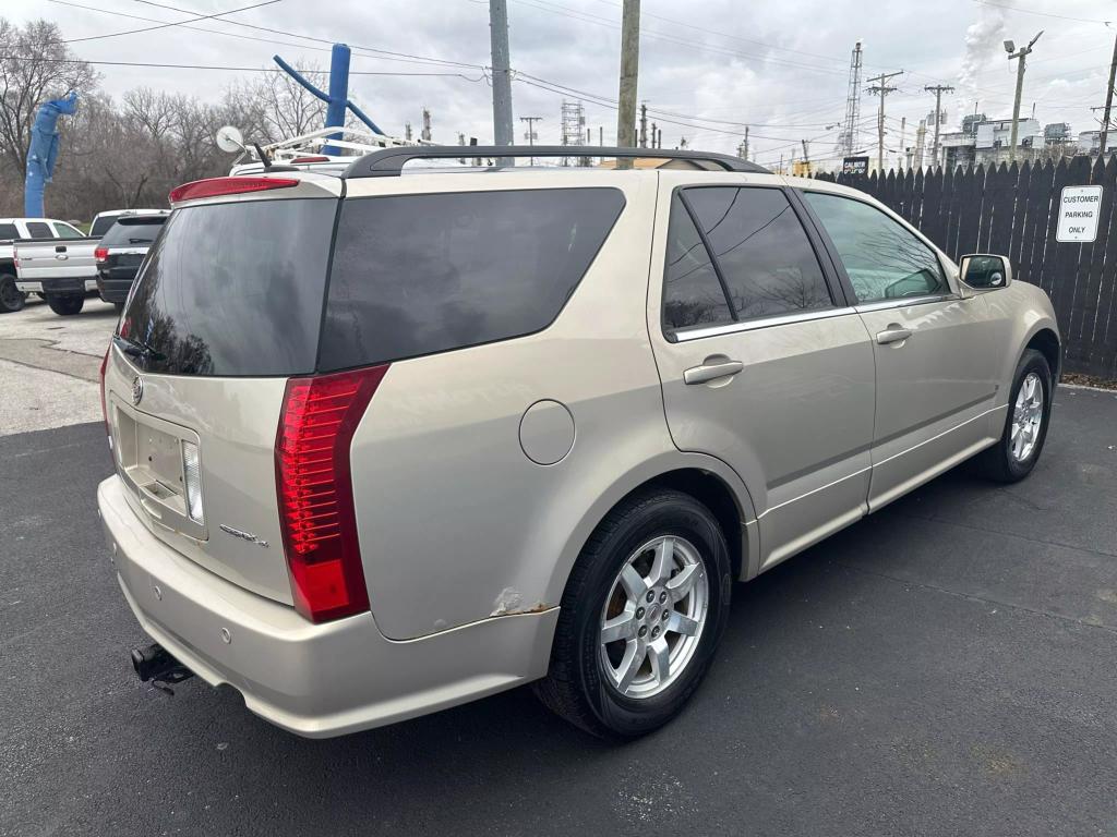 2008 Cadillac SRX Base photo 5