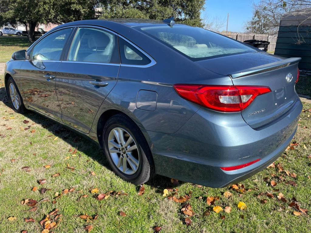 2015 Hyundai Sonata SE photo 4