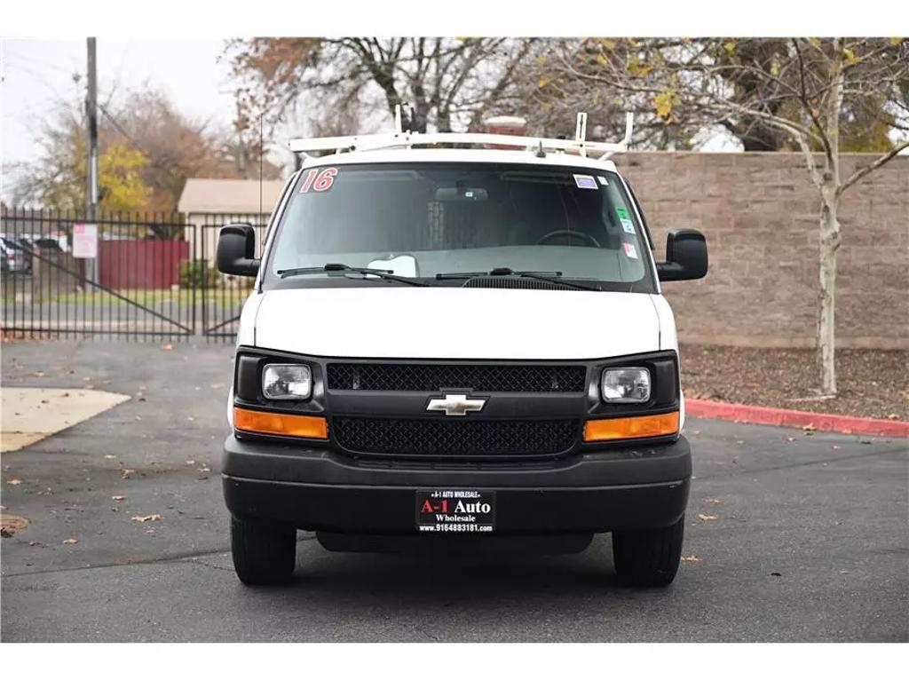 2016 Chevrolet Express Cargo Work Van photo 2