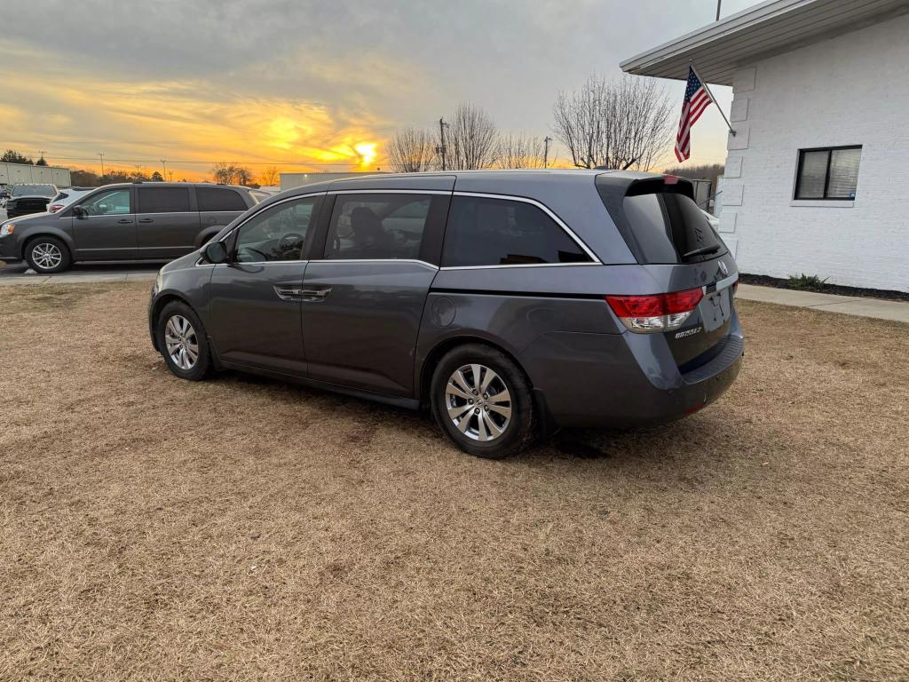 2014 Honda Odyssey EX-L photo 2