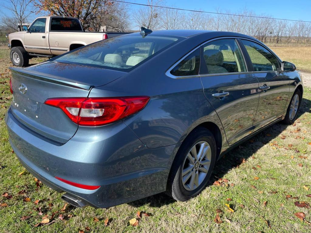 2015 Hyundai Sonata SE photo 6