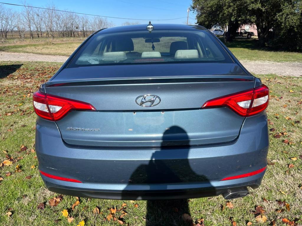 2015 Hyundai Sonata SE photo 5