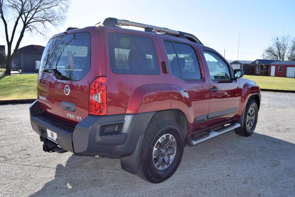 2014 Nissan Xterra PRO-4X photo 5