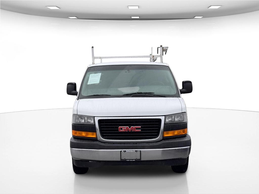 2018 GMC Savana Cargo Work Van photo 2