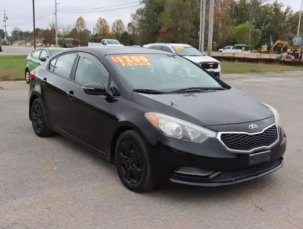 Used 2015 Kia Forte LX with VIN KNAFX4A65F5306975 for sale in Cookeville, TN