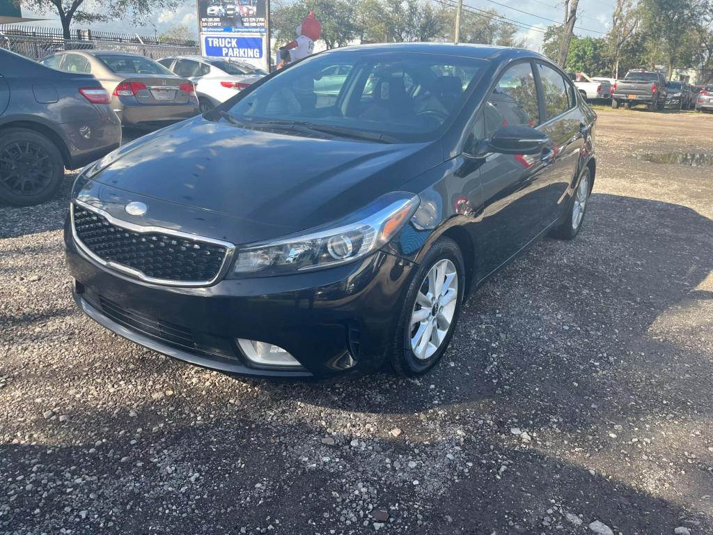 Kia Forte's photo