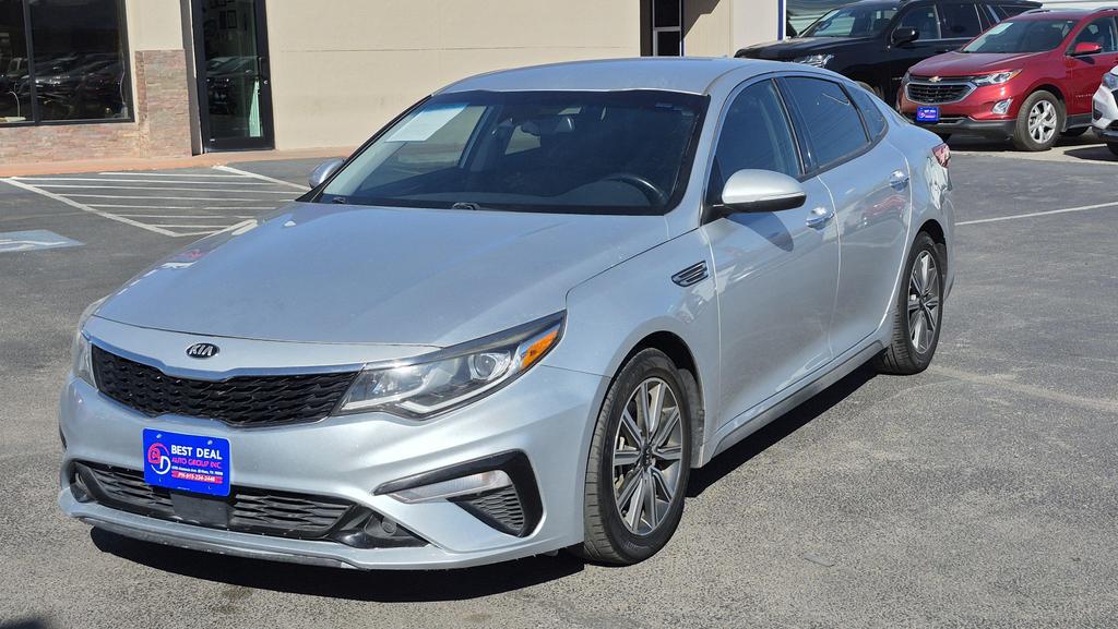 2019 Kia Optima EX photo 2