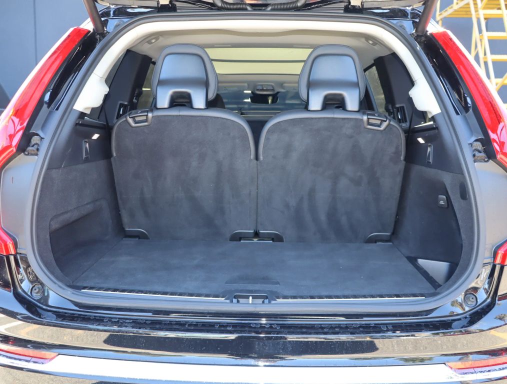 2024 VOLVO XC90 SUV 4-CYL, DRIVE-E, TURBO, SUPERCHARGED, 2.0 LITER B6 PLUS BRIGHT THEME SPORT UTILITY 4D