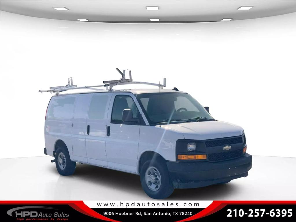 Chevrolet Express Cargo's photo