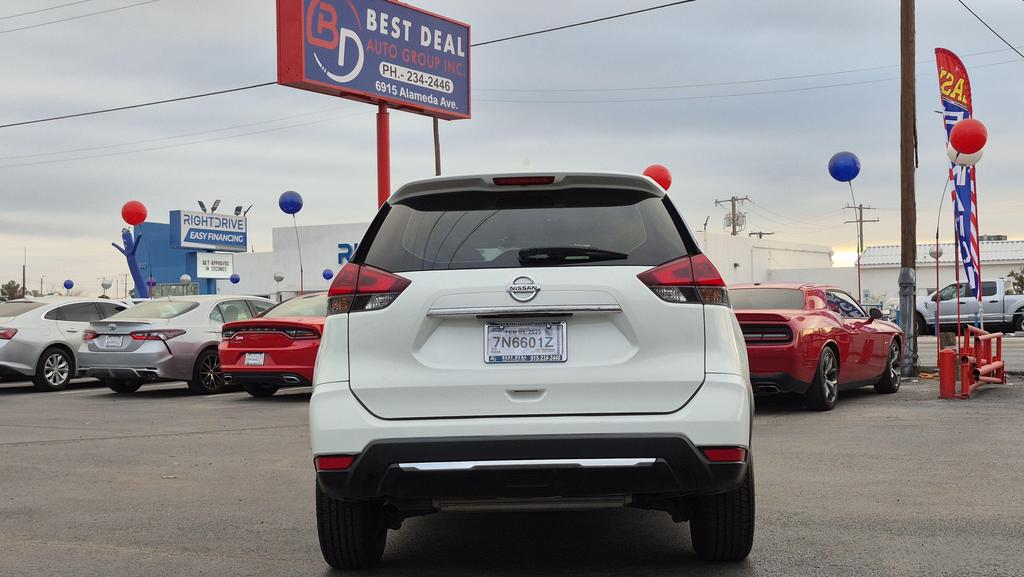 2019 Nissan Rogue S photo 5