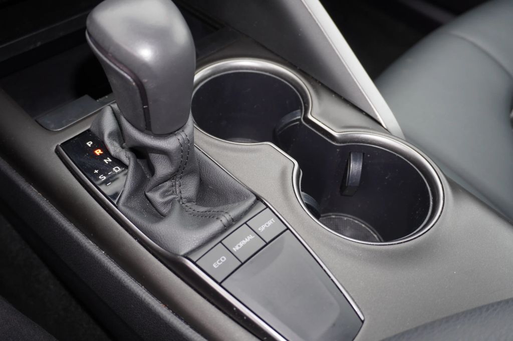 2024 TOYOTA CAMRY SEDAN 4-CYL, 2.5 LITER SE SEDAN 4D