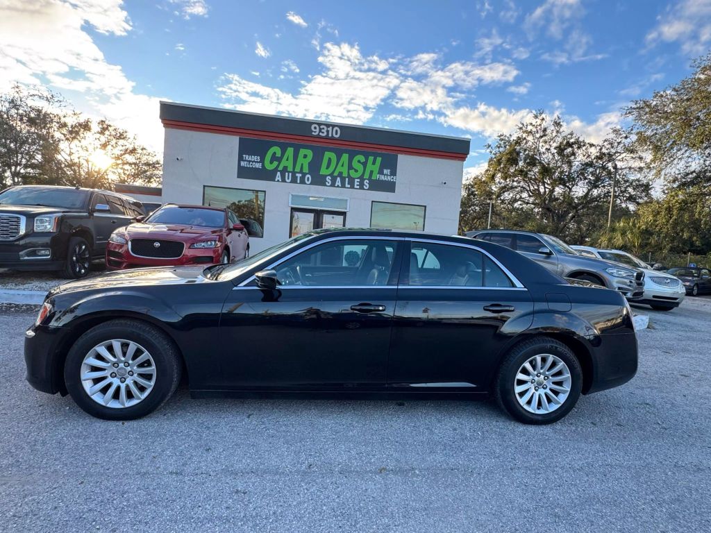 2012 CHRYSLER 300 SEDAN V6, 3.6 LITER 300 SEDAN 4D