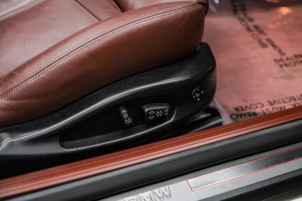 2008 BMW 6 SERIES CONVERTIBLE V8, 4.8 LITER 650I CONVERTIBLE 2D