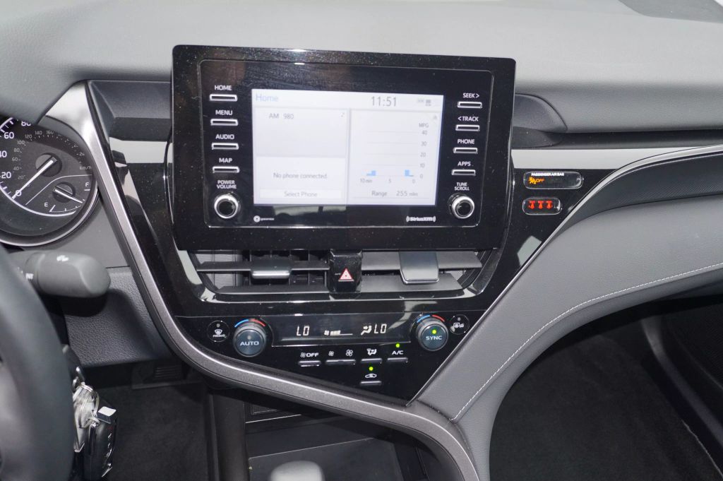 2024 TOYOTA CAMRY SEDAN 4-CYL, 2.5 LITER SE SEDAN 4D