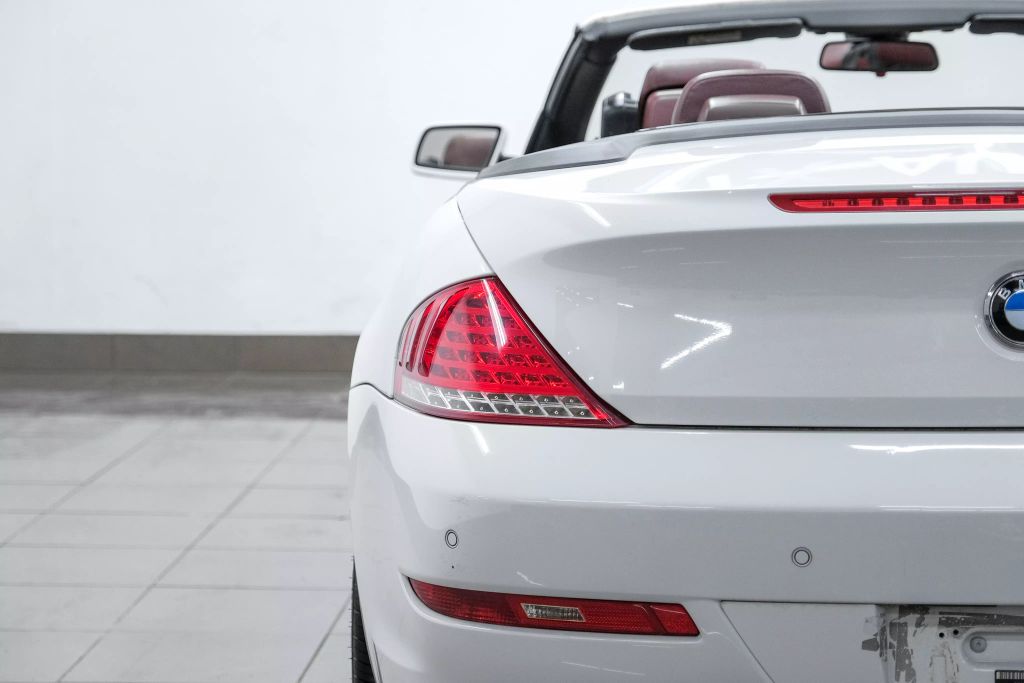 2008 BMW 6 SERIES CONVERTIBLE V8, 4.8 LITER 650I CONVERTIBLE 2D