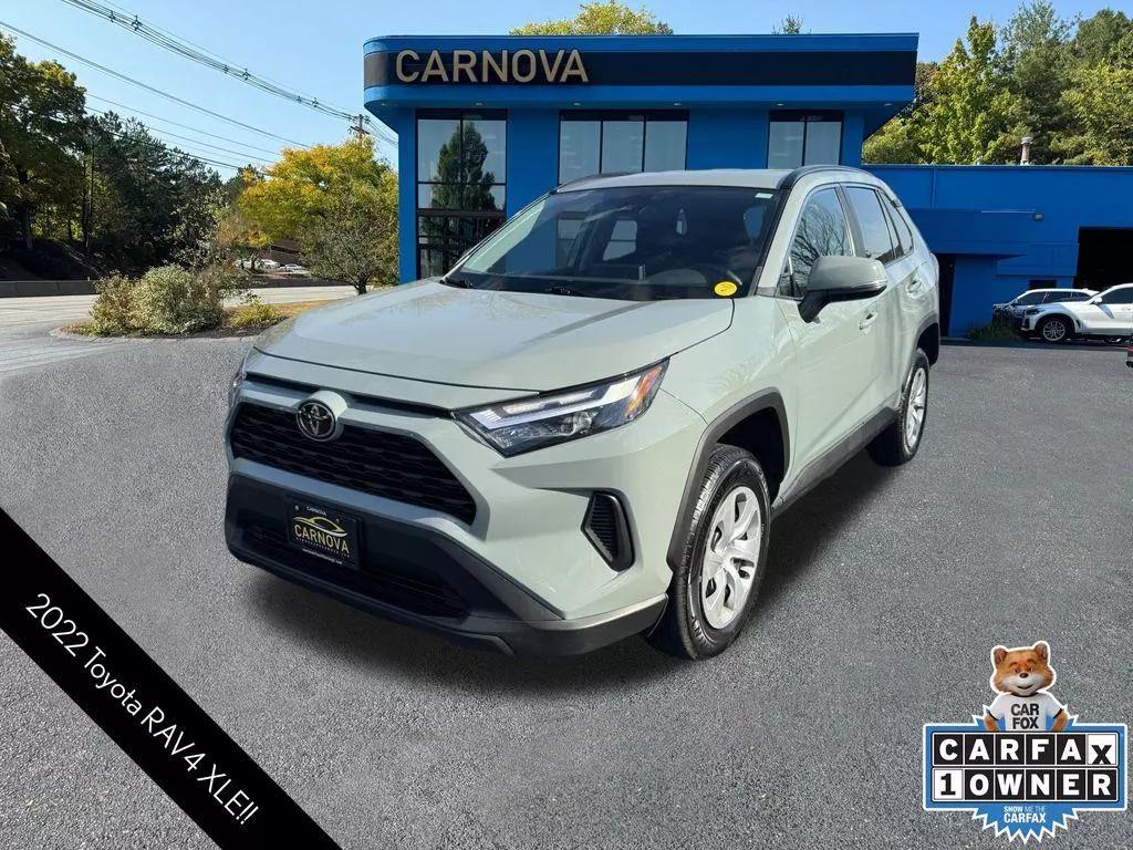 Toyota RAV4's photo