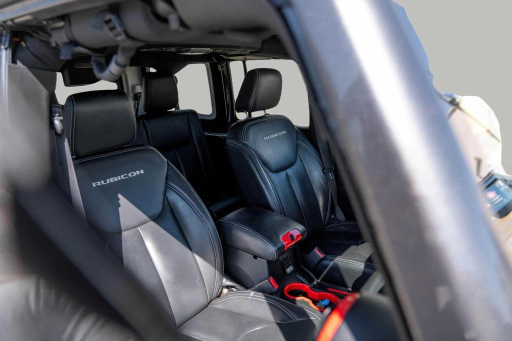 2017 JEEP WRANGLER UNLIMITED SUV V6, 3.6 LITER RUBICON HARD ROCK SPORT UTILITY 4D