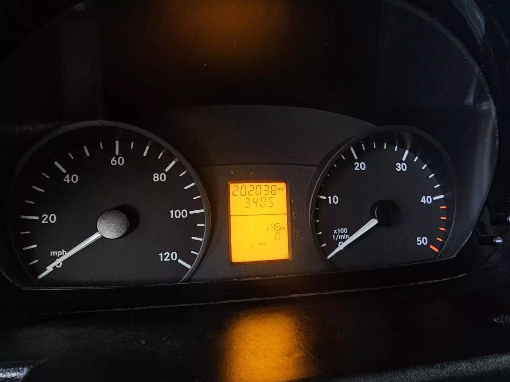 2015 Mercedes-benz Sprinter 2500 Cargo - Image 13 2015 Mercedes-benz Sprinter 2500 Cargo - Image 13