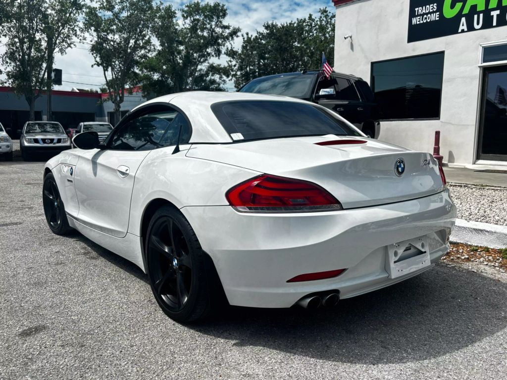 2011 BMW Z4 CONVERTIBLE 6-CYL, 3.0 LITER SDRIVE30I ROADSTER 2D