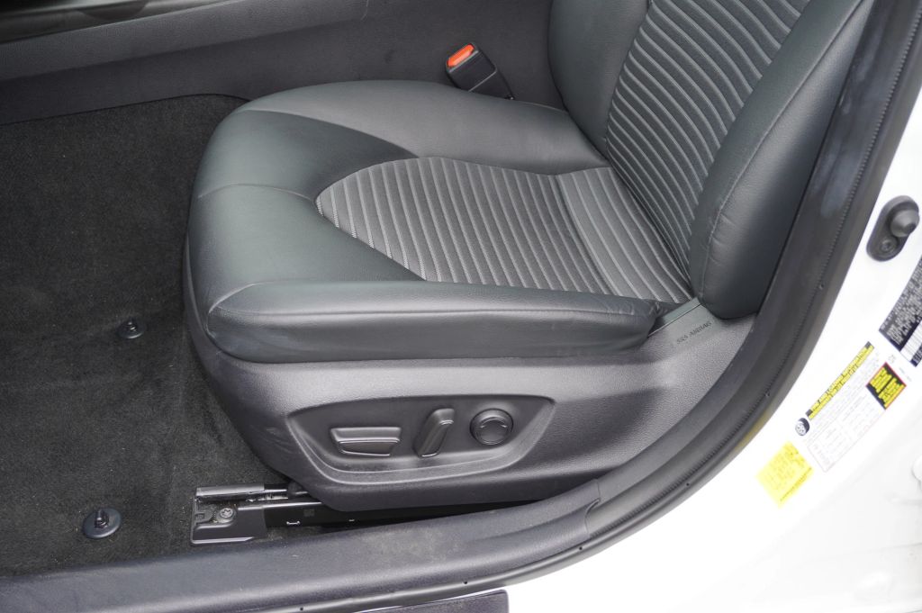 2024 TOYOTA CAMRY SEDAN 4-CYL, 2.5 LITER SE SEDAN 4D