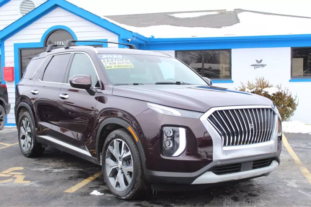 Used 2020 Hyundai Palisade SEL with VIN KM8R4DHE7LU126982 for sale in West Chester, OH